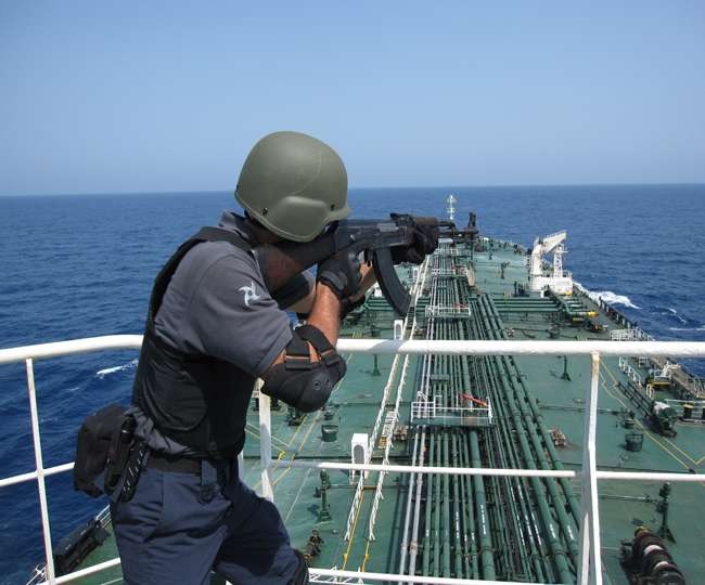 Retired IL 38 aircraft of the Indian Navy will fly for the last time on duty on the occasion of Republic Day.