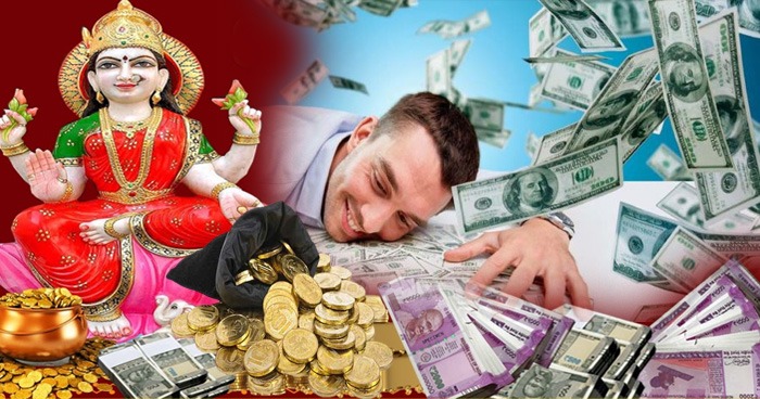 Such use of money makes you rich quick, Maa Lakshmi will always reside in your house!
