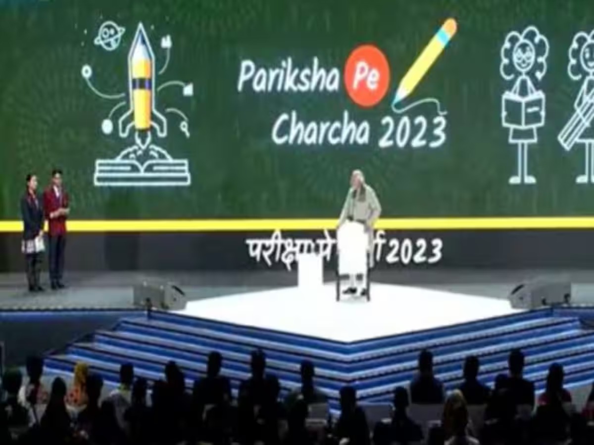 Pariksha Pe Charcha: Time Management, Discipline and Stress... Modi 'Sir' gives tips to students