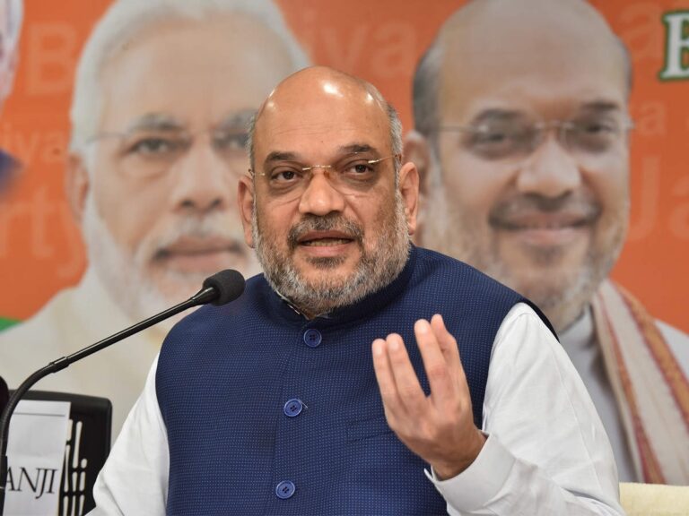 on-karnataka-tour-amit-shah-said-work-for-the-whole-country-like-pm-modi