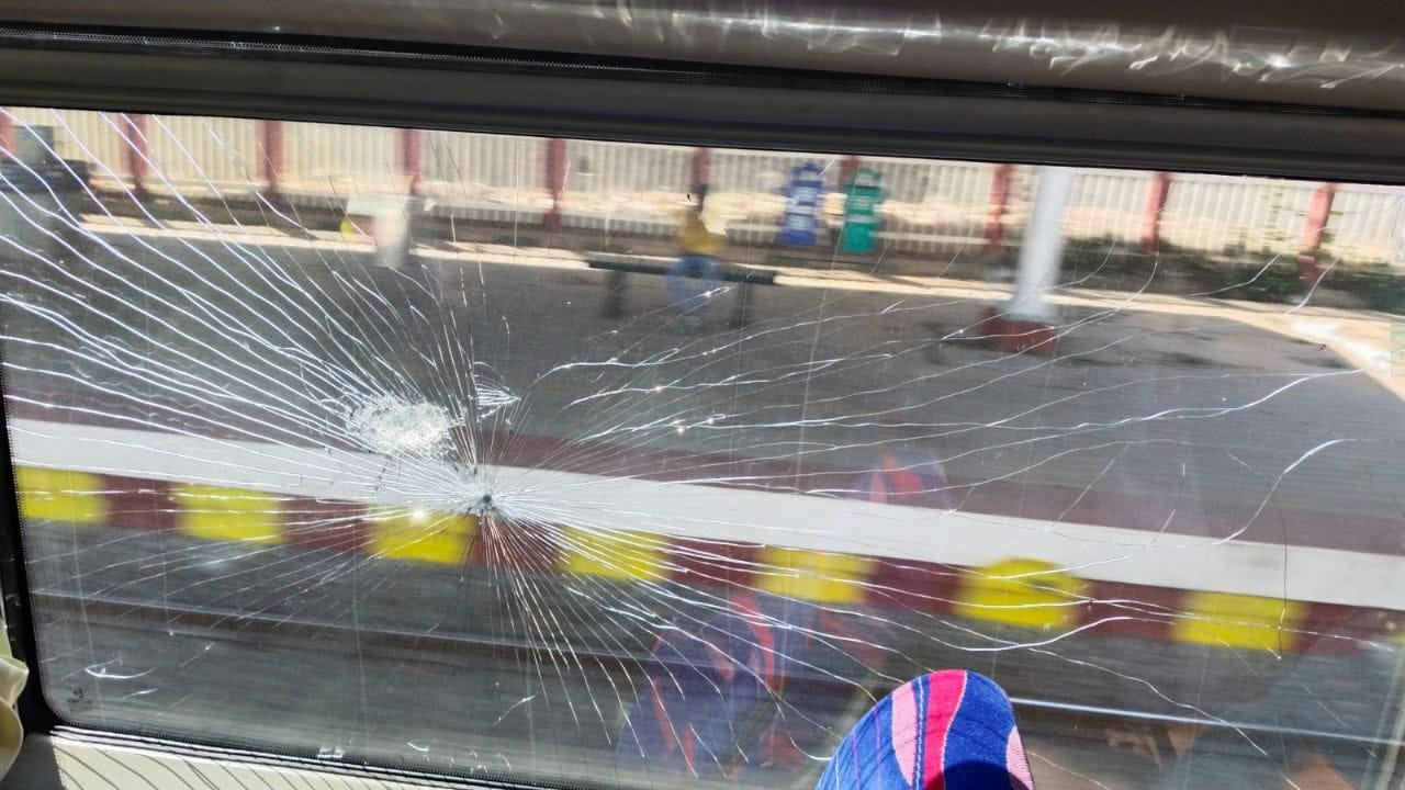 stone-pelting-on-vande-bharat-express-in-karnataka-fourth-such-incident-in-last-2-months