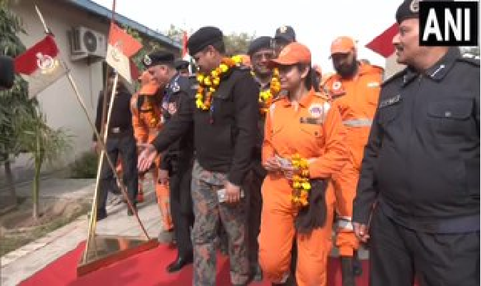 the-ndrf-teams-became-angels-in-turkey-when-they-started-coming-back-to-their-country-thus-thanks-to-the-local-people