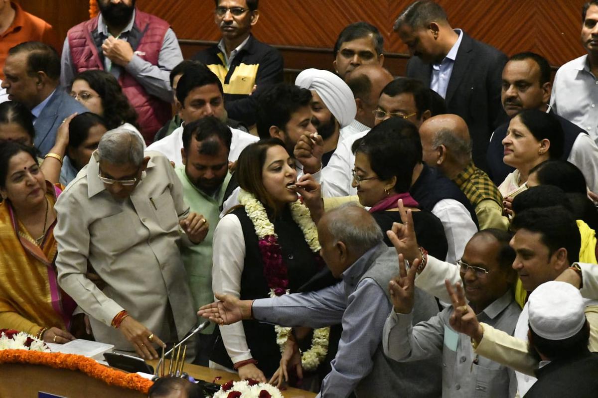 aaps-victory-aam-aadmi-partys-dr-shelly-oberoi-emerged-victorious