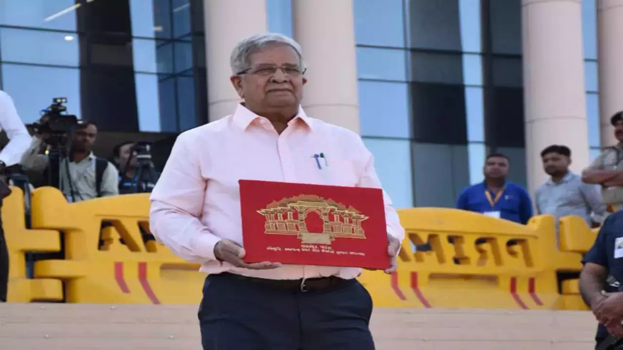 After a huge victory, Bhupendra government presented Gujarat's biggest budget today, see who got what