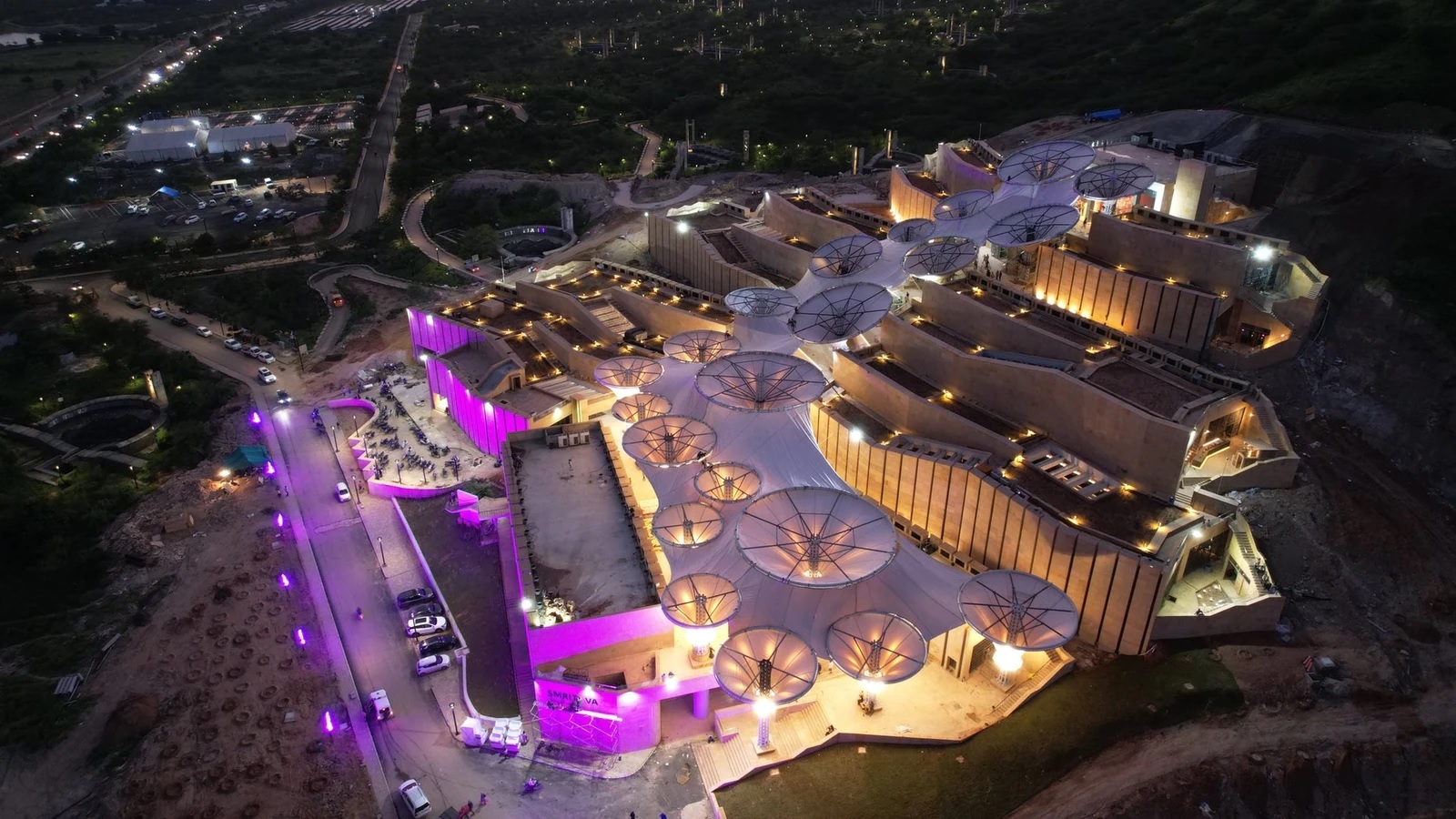 g20-delegates-visit-bhuj-memorial-express-condolences-for-earthquake-victims-in-syria-turkey