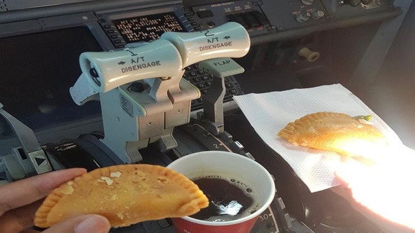 Spicejet flight's cockpit forced to eat breakfast, both removed from flying duty