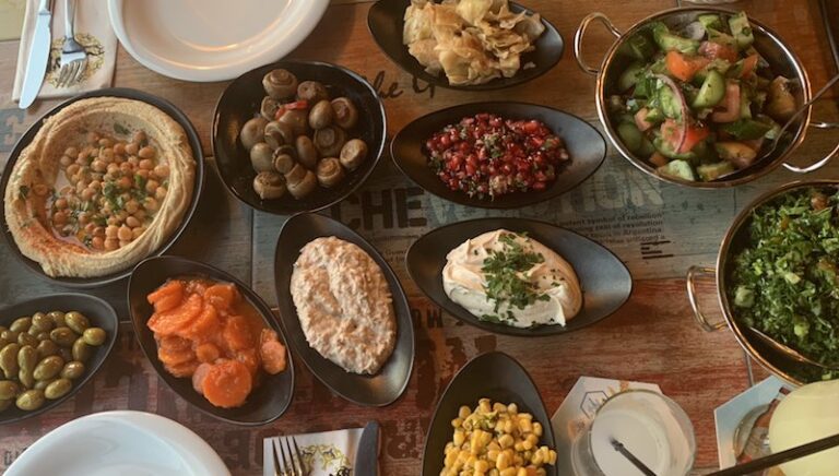 Try these vegetarian dishes from Israel once, you will want to eat them as soon as you see them