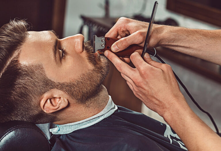 Follow these 5 grooming tips for men to look stylish and confident