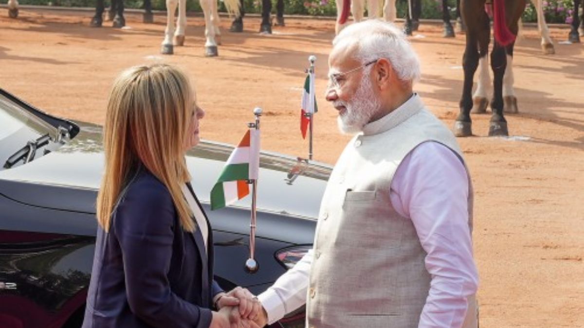 Chief Guest of 8th Raisina Dialogue PM Maloney of Italy arrives in Delhi, PM will inaugurate