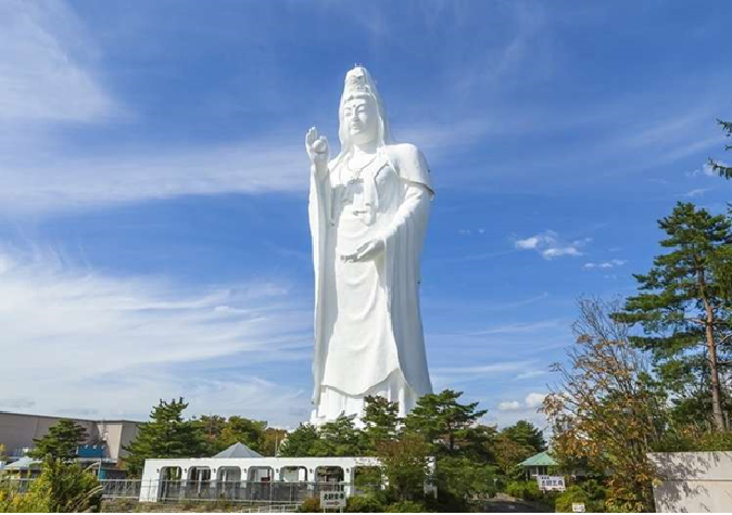 9 Tallest Statues In The World, Including Statue Of Unity, Boosting The Pride Of These Countries, Very Interesting Facts