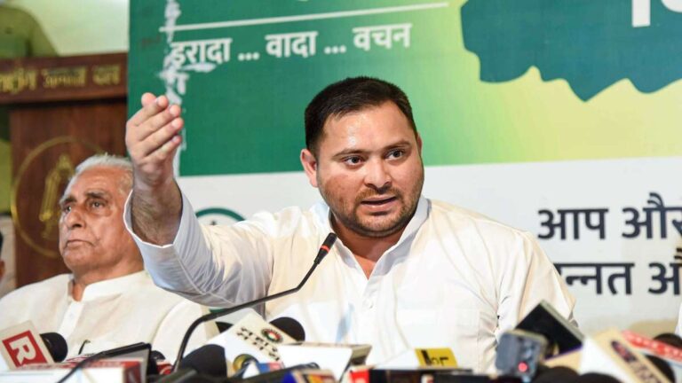 Land for job scam: Tejashwi Yadav will not appear before CBI today, this is the reason given