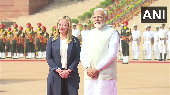 Chief Guest of 8th Raisina Dialogue PM Maloney of Italy arrives in Delhi, PM will inaugurate