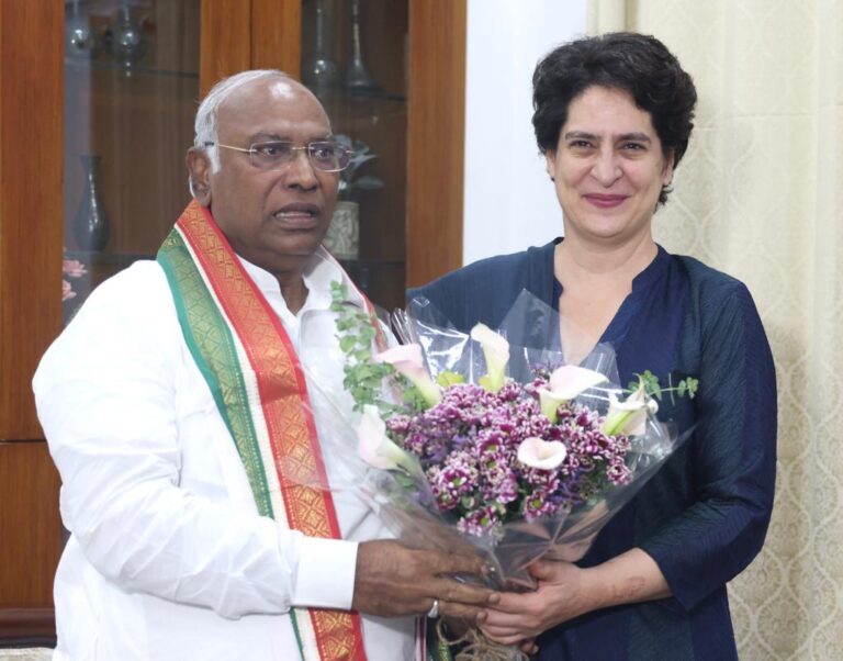 Mallikarjun Kharge's team is busy preparing for assembly elections, Priyanka Gandhi may get a big responsibility