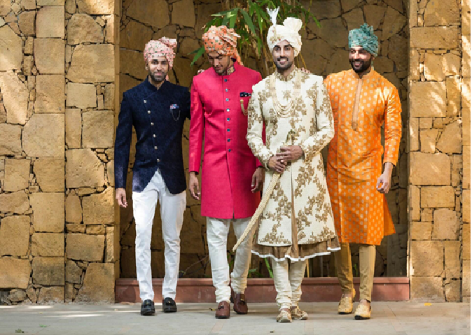 How to look different at a friend's wedding, then take the help of these 5 fashion tips, you will get a dashing and stylish look in minutes.