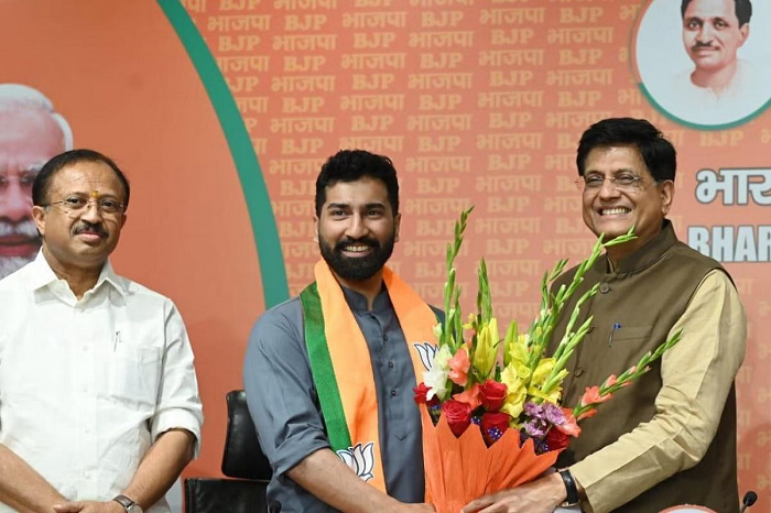 Senior Congress leader AK Antony's son left the party to join the BJP amid the BBC controversy