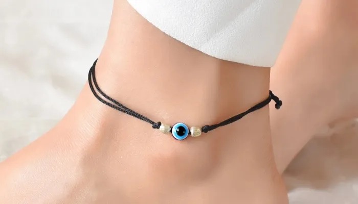 Significance Of Black Thread : Black thread must be tied on the waist of children, these problems will be removed