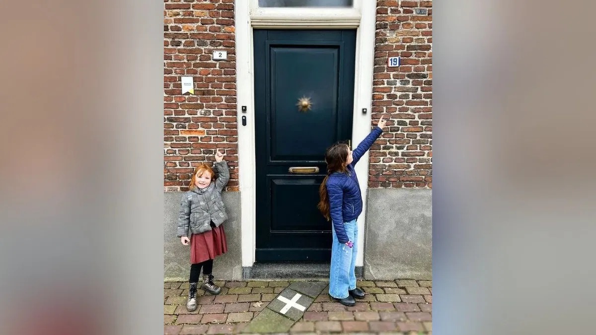 This city, sandwiched between two countries, has no watchman at the border, you can see