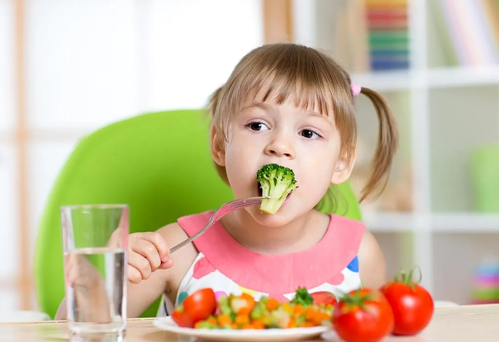 Does your child also not eat fruits and vegetables? These hacks will come in handy