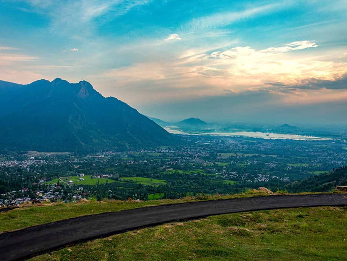 Srinagar in Uttarakhand is no less than heaven, you too can reach