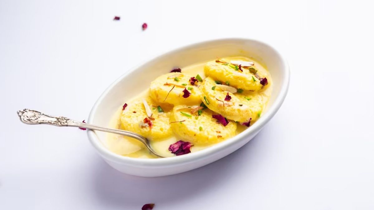 Make a delicious spongy rubbery rasmalai for dessert, check out these recipes and tips