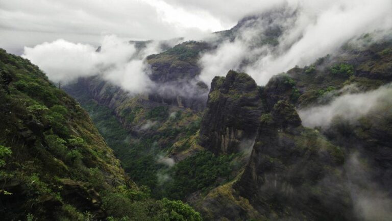 Mahabaleshwar surpasses foreign countries in beauty, know when is better to visit