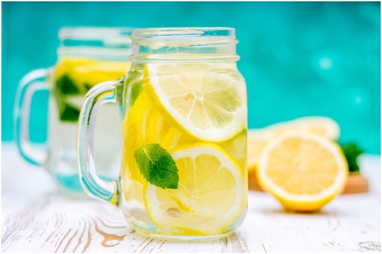 Drink lemon cocktail in summer, it is beneficial for both health and skin