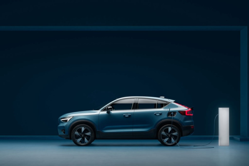 Volvo C40 Recharge Electric Car will be launched in India on this day, 371 km range