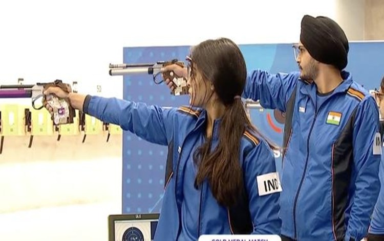The pair of Manu Bhakar and Sarabjot won gold, Punjab University got two golds
