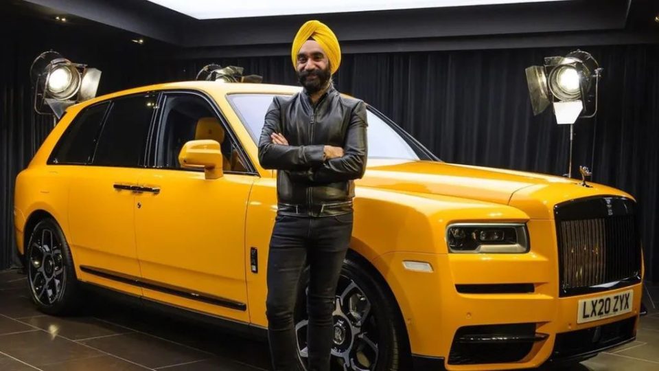 This Sardar changes cars according to the color of his turban, owns 15 Rolls Royces