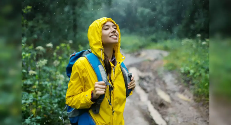 If you plan to travel with your family in monsoon, these mistakes can be heavy