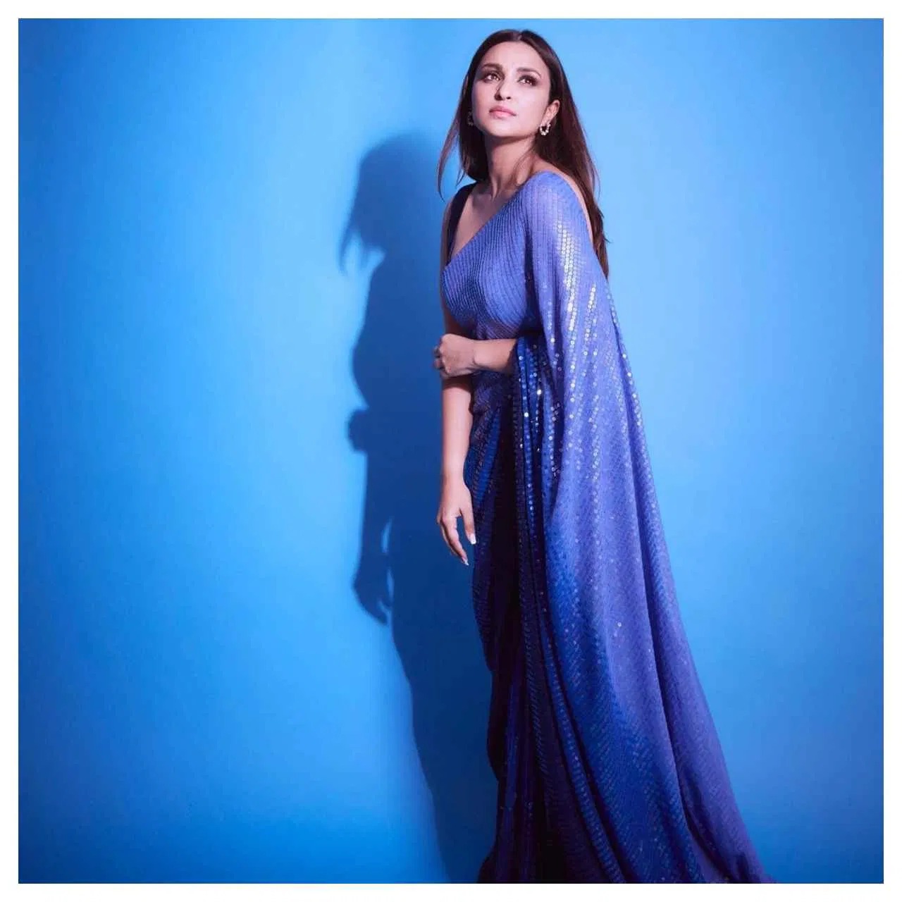 If you want to look different and beautiful in a blue saree, take inspiration from these celebs