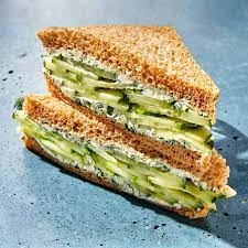 Aloo Masala Sandwich Recipe: Enjoy the taste of potato sandwich with evening tea in this pleasant atmosphere, it will be double the fun.