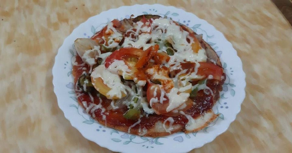 Make healthy pizza with semolina instead of mainda this time, you will get great taste and complete nutrition