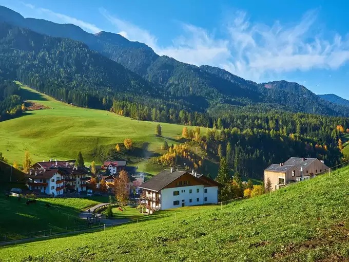 Hurry up! These 8 countries are offering the opportunity to settle here, will also provide money and visa facility for stay