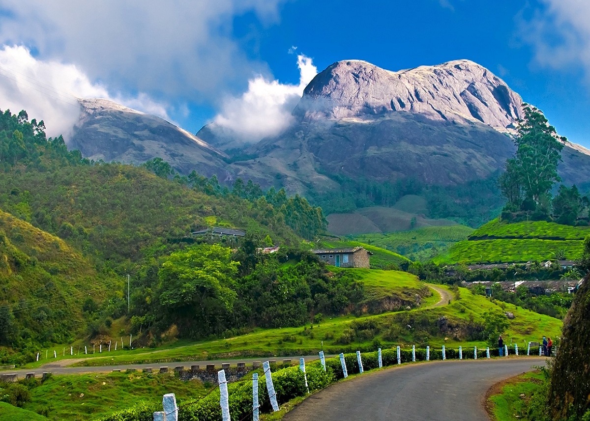 this-hill-station-of-south-india-is-suitable-for-trekking-in-monsoon-just-keep-these-things-in-mind