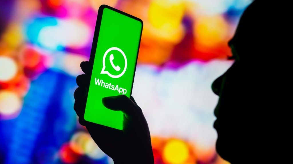 Now you can reply WhatsApp status in this way too, no need to write