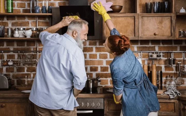Cleaning the kitchen chimney can be a hassle, use these simple tips