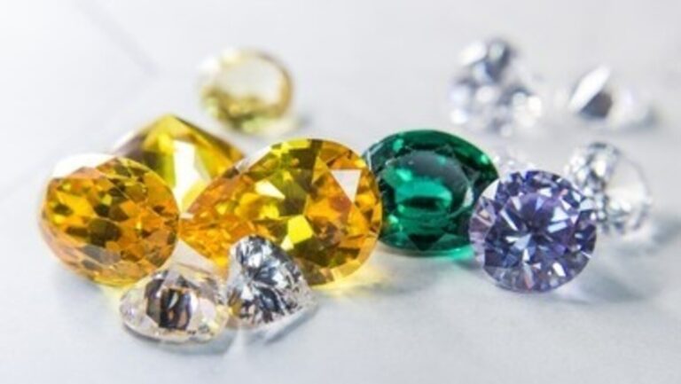 These gems will get rid of financial hardship, these people should wear them