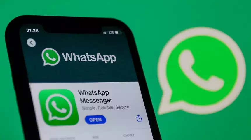 delete-this-app-from-your-phone-immediately-it-is-stealing-personal-and-whatsapp-data
