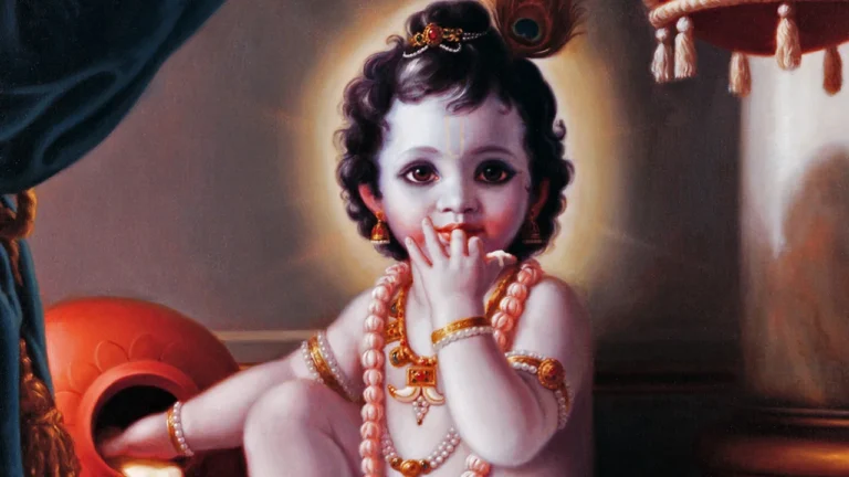 Apply the image of Lord Krishna as per your wish, happiness and prosperity will come in your life.
