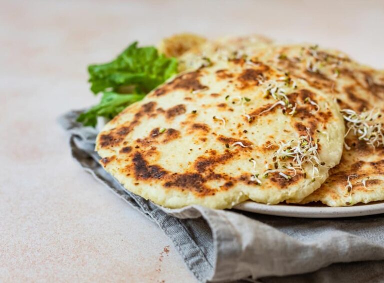 Leftover rice at night, make these delicious Gujarati rotlas, perfect for breakfast