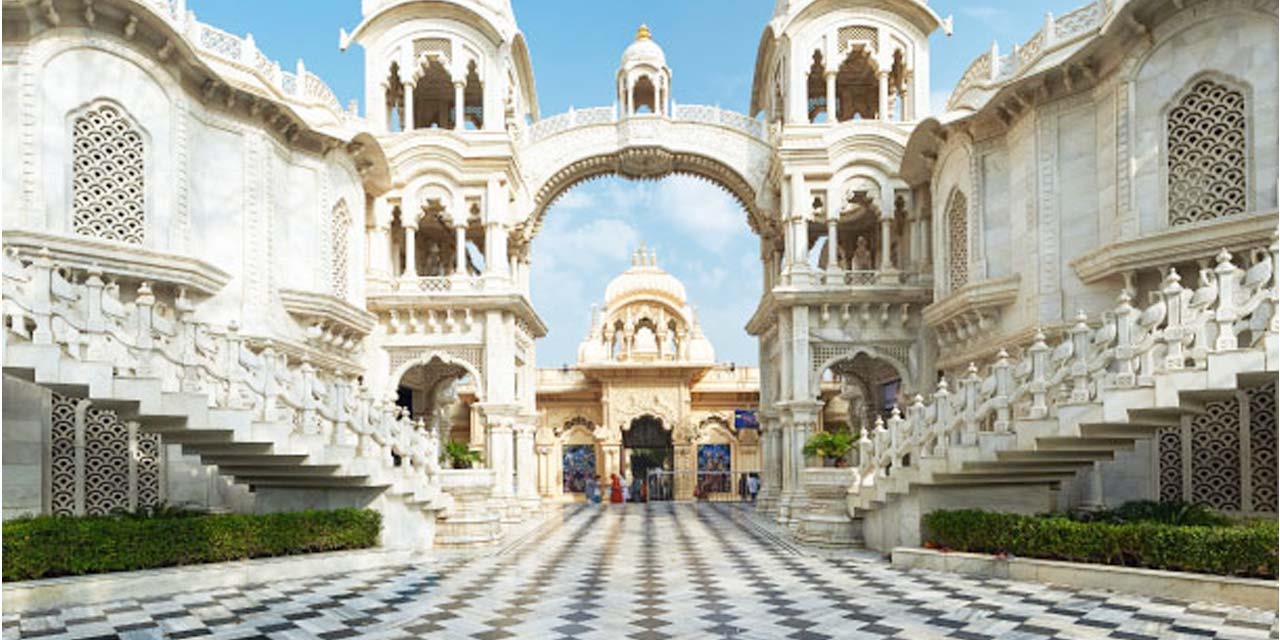 Apart from the Banke Bihari temple, these are the beautiful temples of Vrindavan, you should also visit them