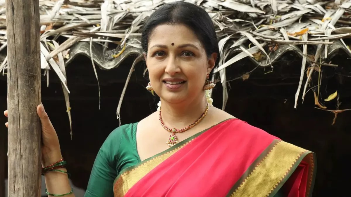 Actress Gautami Tadimalla resigned from BJP and targeted senior leaders