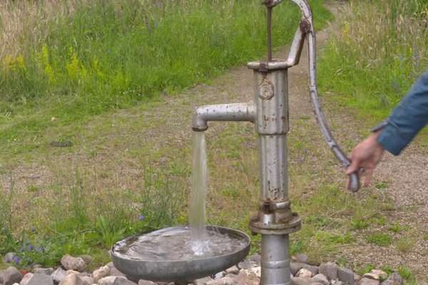 As India moves towards the extreme point of groundwater depletion, these places are getting the most use