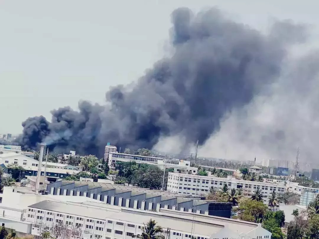 Fierce fire broke out at bus depot in Veerbhadra Nagar, Bengaluru, 10 buses burnt to ashes