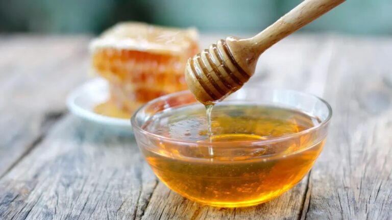 If you are consuming honey in this way, stop immediately, otherwise it may cause more harm than good