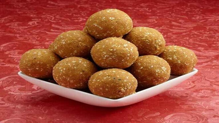 Make and store Panjiri laddus in winter, see the correct way to make them here