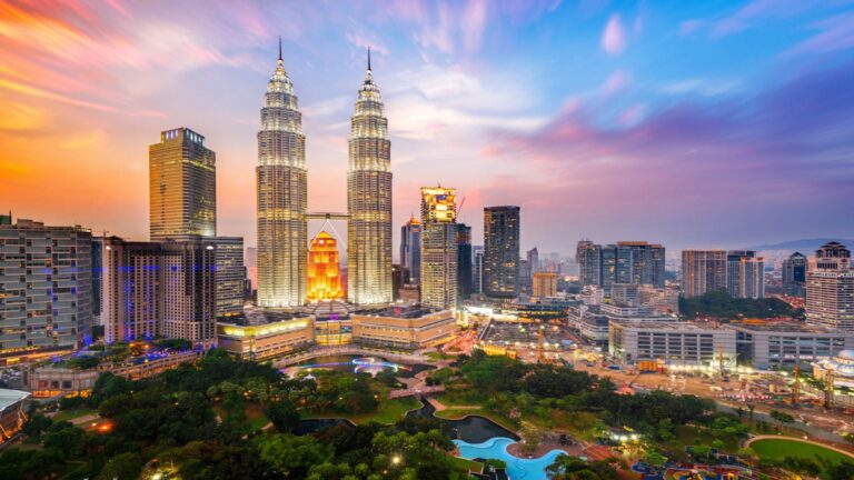 Malaysia became visa free for Indians, if you are planning to go here, check out the beautiful places in Malaysia
