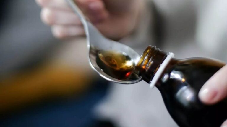 5 people died, 2 people were hospitalized after drinking contaminated syrup containing methyl alcohol