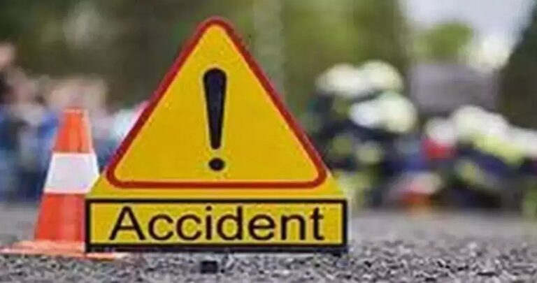 Truck-car collision in Nagpur, six killed; One is in critical condition